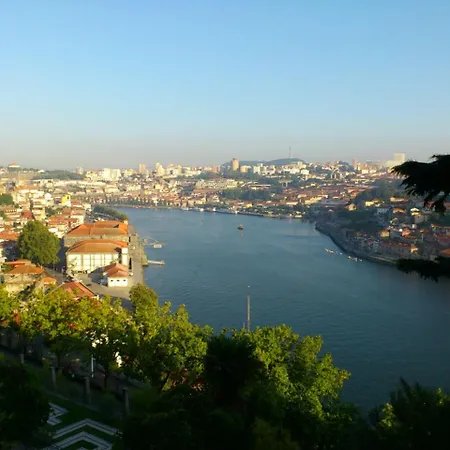 Apartment R. De Ciriaco Cardoso *