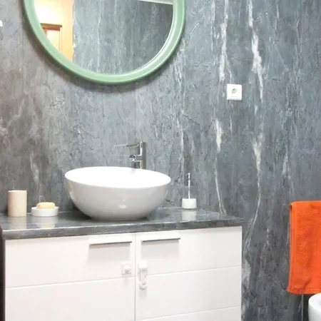 Apartment R. De Ciriaco Cardoso *